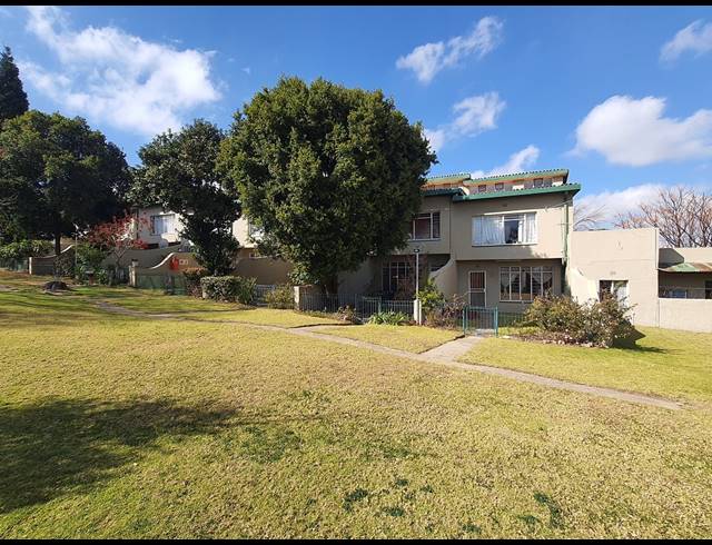3 BEDROOM TOWNHOUSE SOLD IN HALFWAY GARDENS